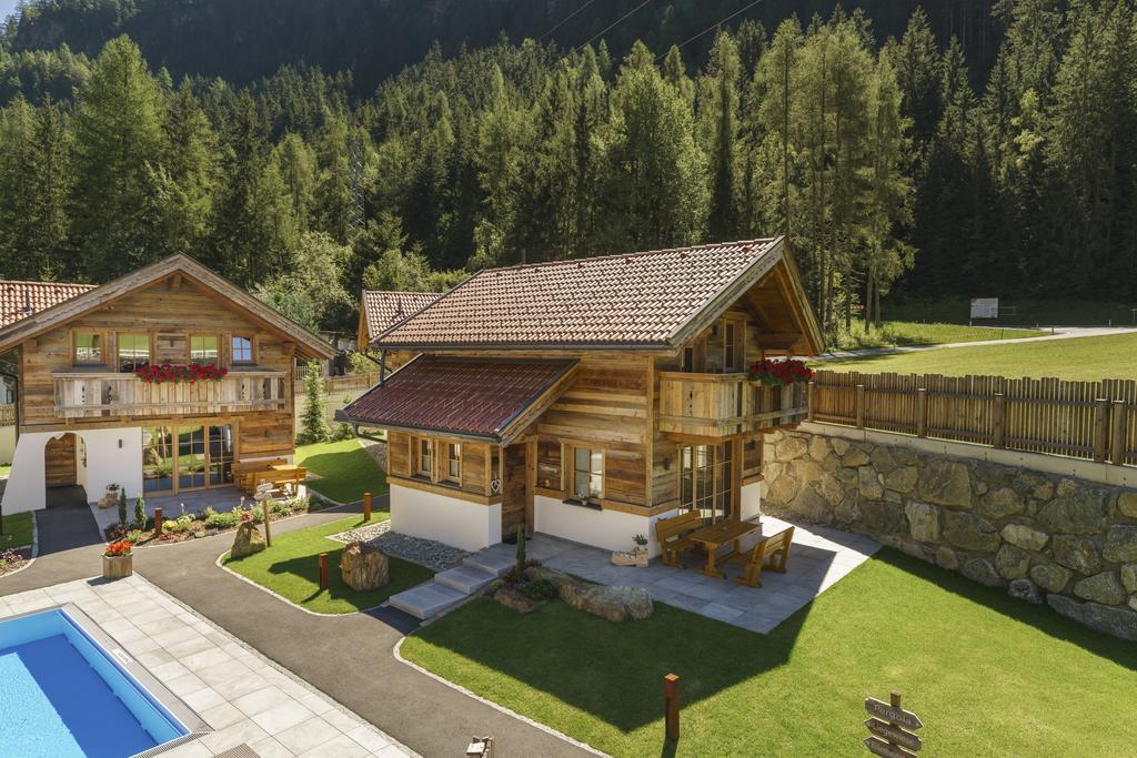 Wellnesshuettendorf Wiese Санкт-Леонхард-им-Пицталь Экстерьер фото