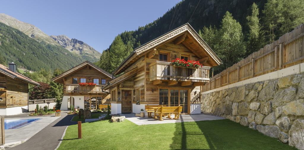 Wellnesshuettendorf Wiese Санкт-Леонхард-им-Пицталь Экстерьер фото